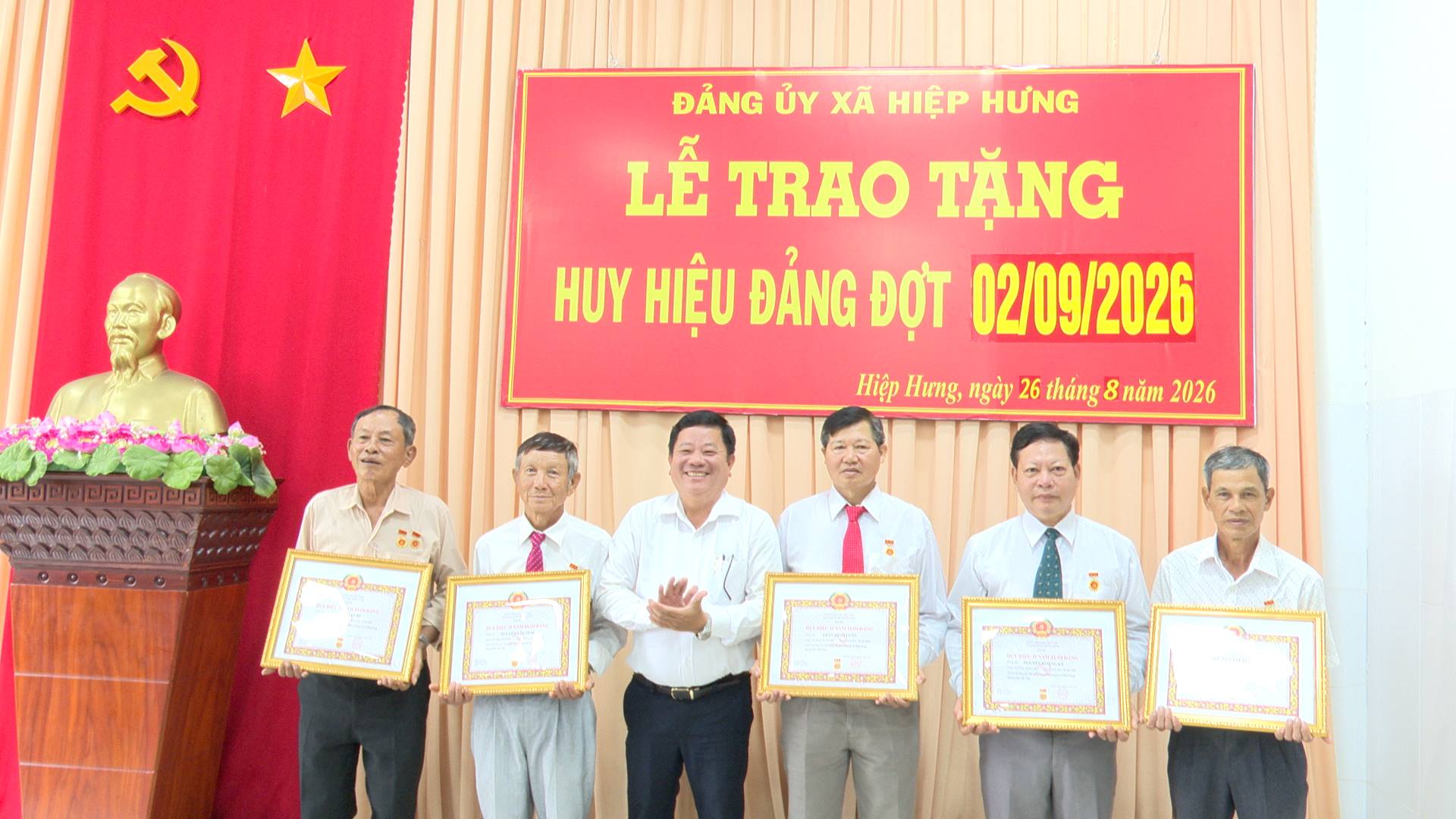 anh tin bai